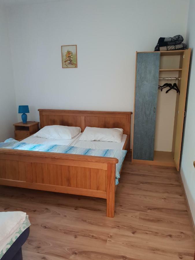 Apartman Nicolle Brzac Exterior foto